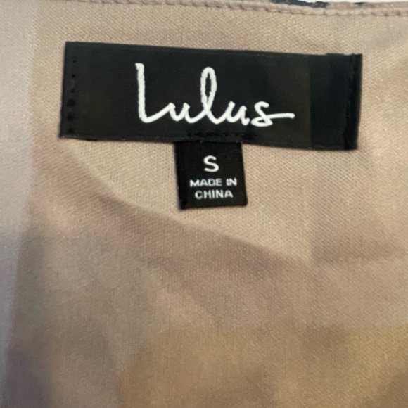 Lulu's Brown and Black Long Sleeve Blouse with Cut Out - Picture 5 of 8